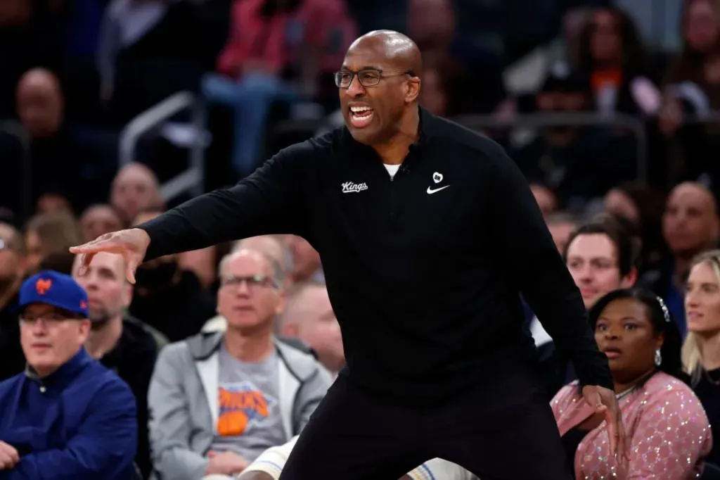 Kontrak Knicks Mike Brown Terungkap, Ekspektasi Besar Menanti Pelatih Baru