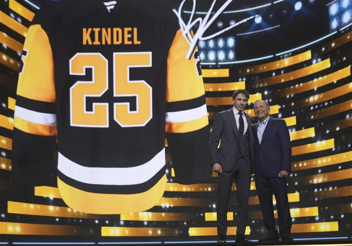 Kyle Dubas dan Penguins Melawan Kebiasaan di Ronde 1, Memilih Benjamin Kindel Lalu Melakukan Trade - Pittsburgh Post
