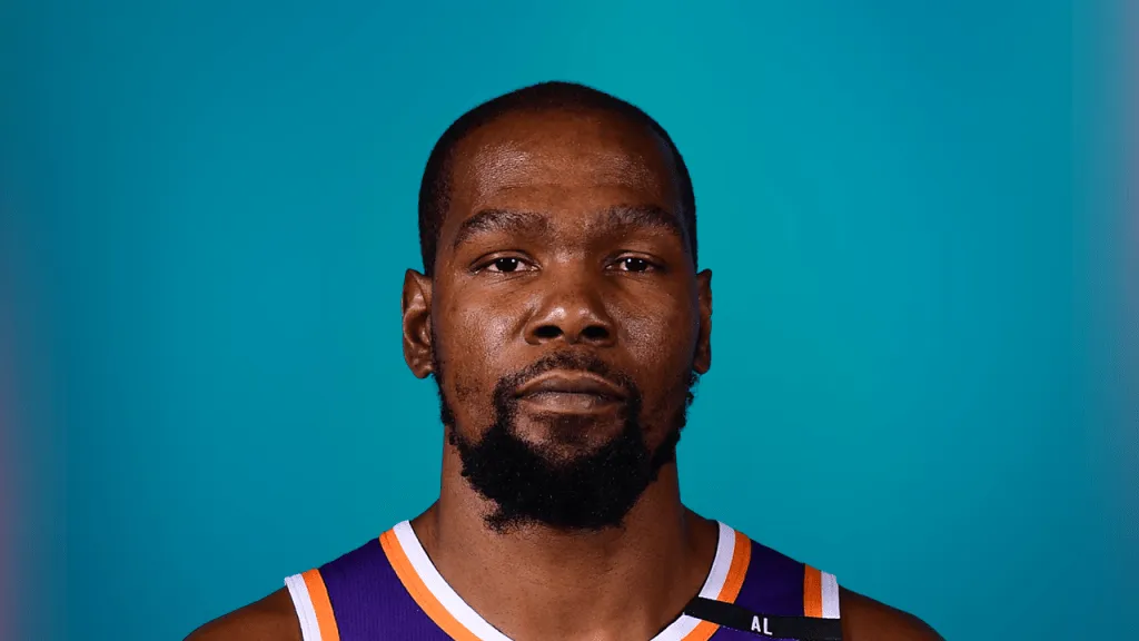 Kevin Durant membantah Suns memiliki banyak perkelahian di ruang ganti