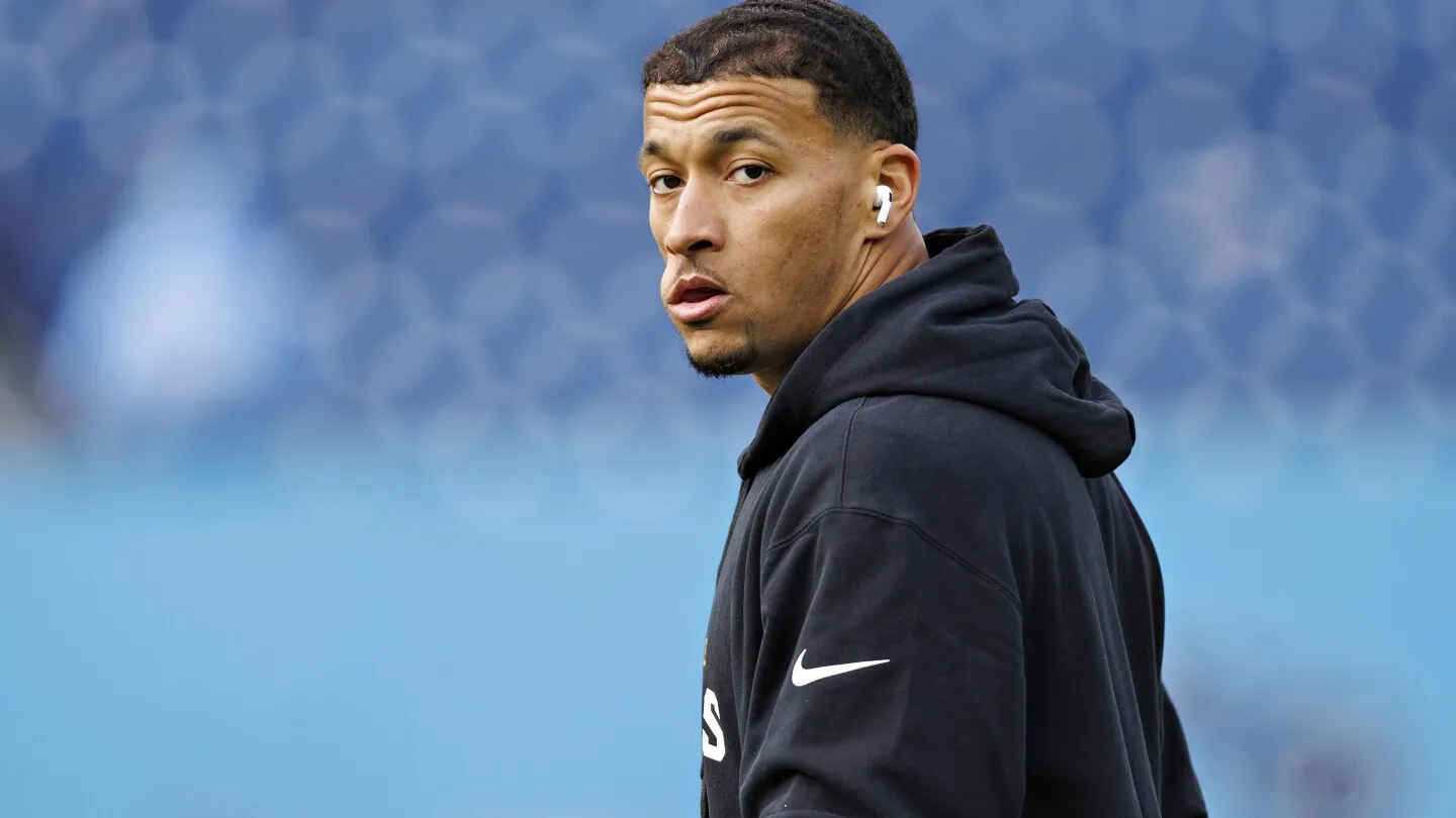 Evan Engram Memeluk Peran “Joker” dalam Serangan Broncos