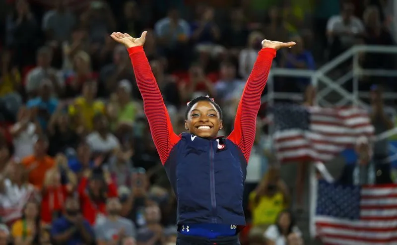 Simone Biles Sebut Riley Gaines 'Benar-benar Sakit' karena Menentang Pria dalam Olahraga Wanita