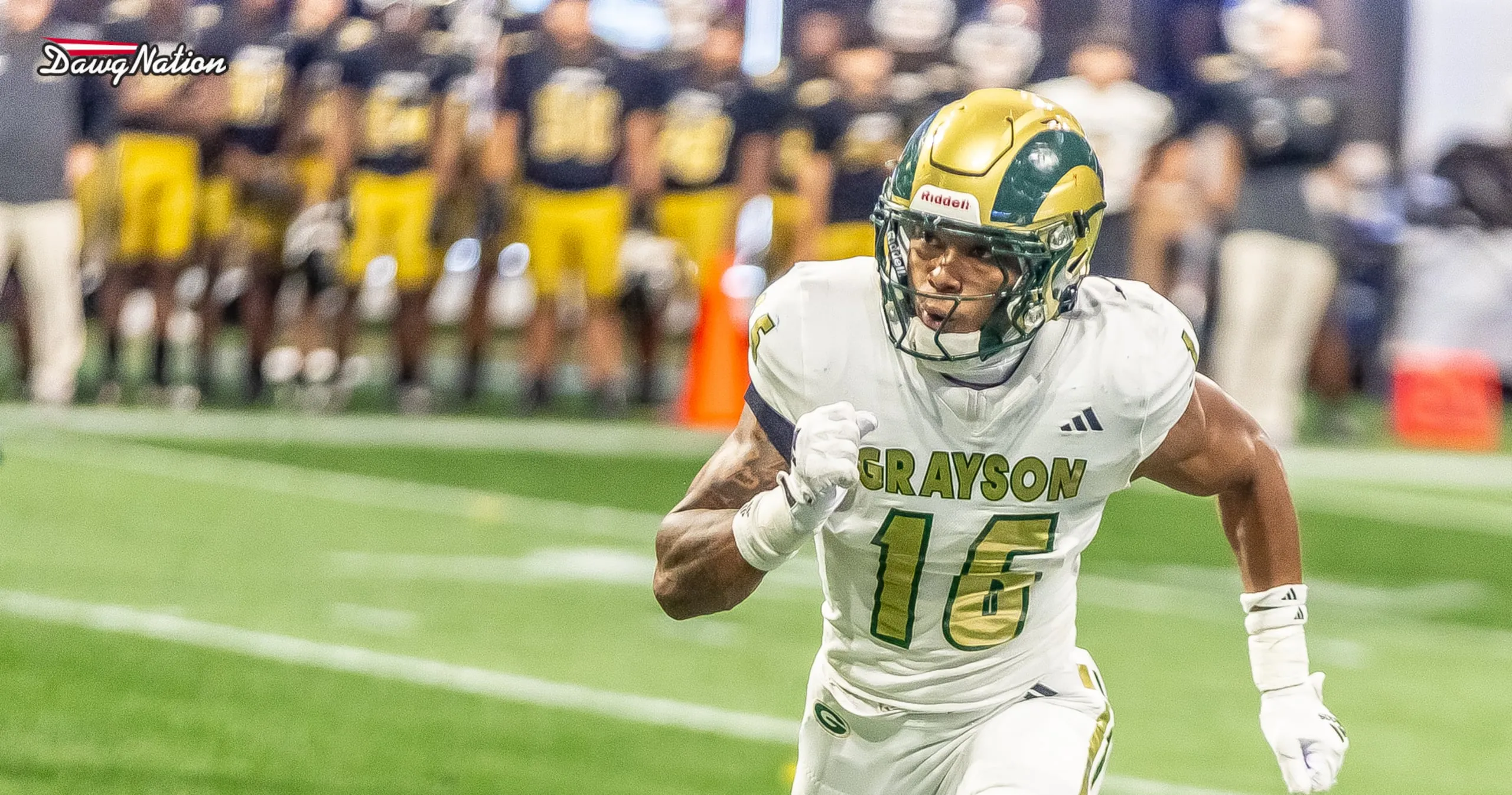 LB Bintang 5 Tyler Atkinson Umumkan Komitmen ke Texas