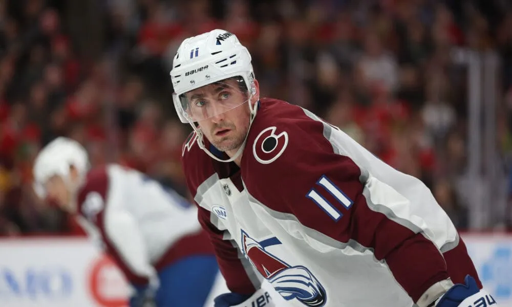 Dia Bertahan: Avalanche Kontrak Brock Nelson Tiga Tahun